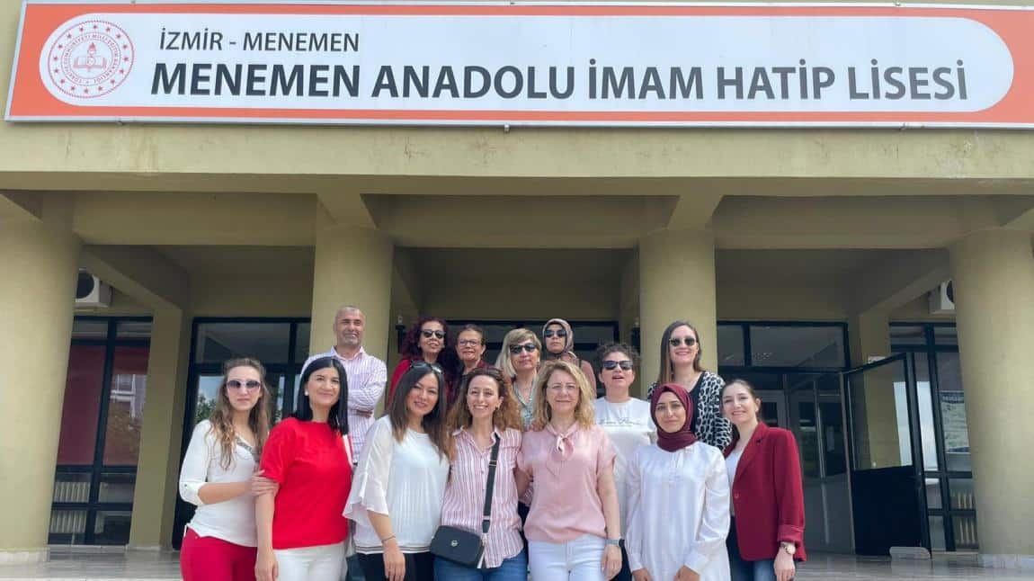 Okulumuz Öğretmenleriyle 19 Mayis Ataturk u Anma Gençlik ve Spor Bayramımız